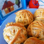 Свинина в слоёном тесте "Бабушкины клубочки"