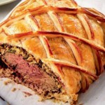 Запеченное мясо в тесте