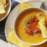 Мексиканский кукурузный суп с начос